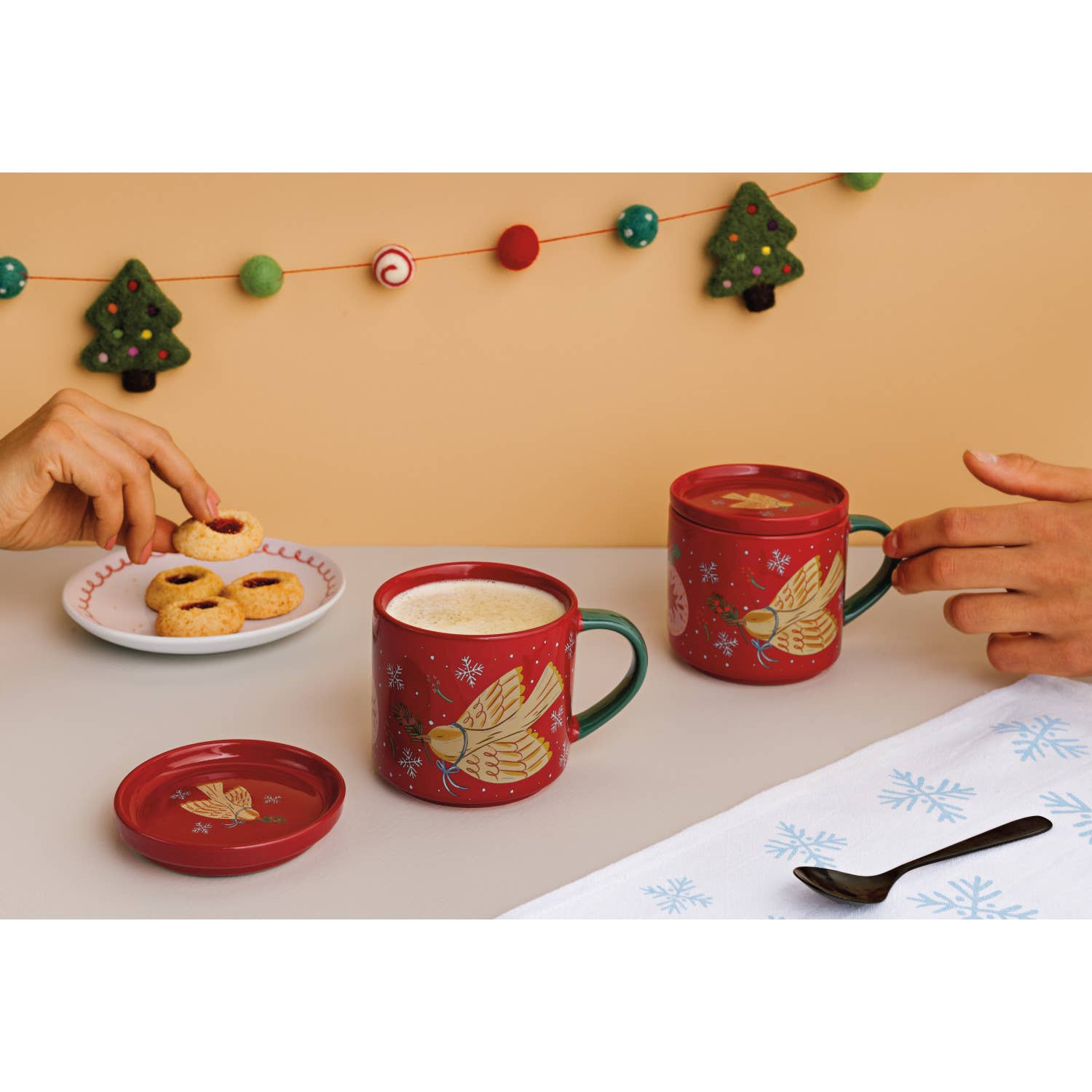 Bowtique Appetizer Plates Assorted