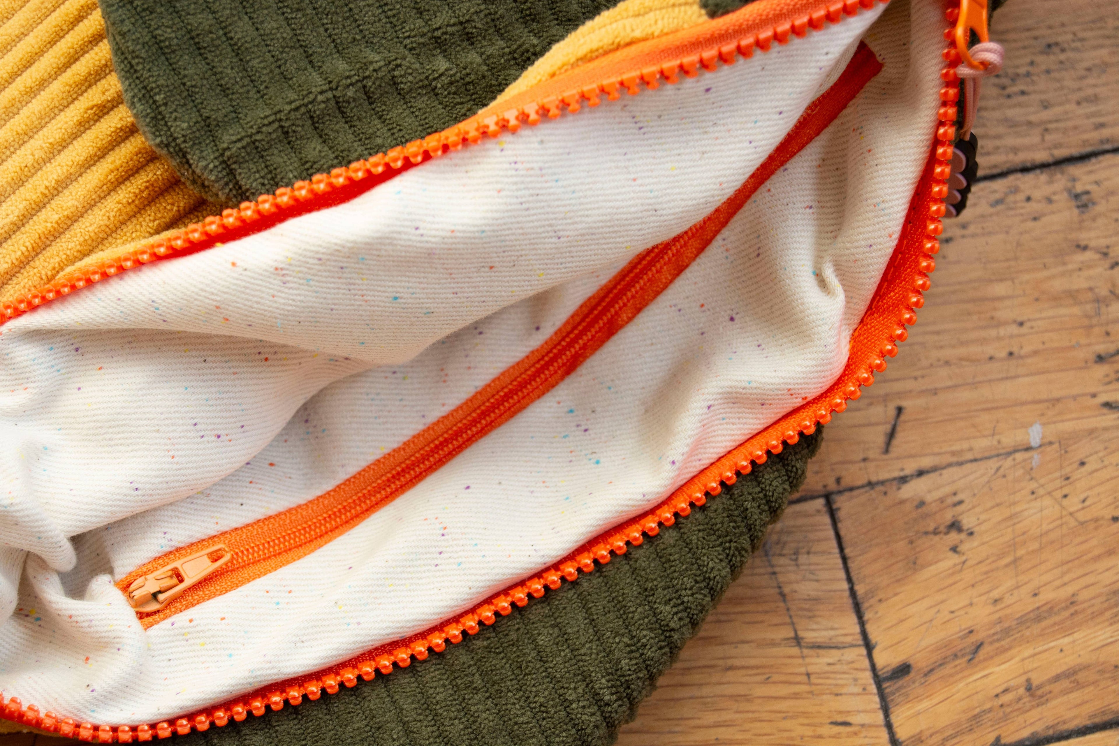 The Fish Bag (Mustard & Green)