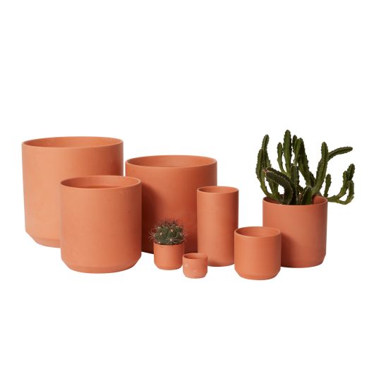 round clay plant pots Kendall Terracotta Pot
