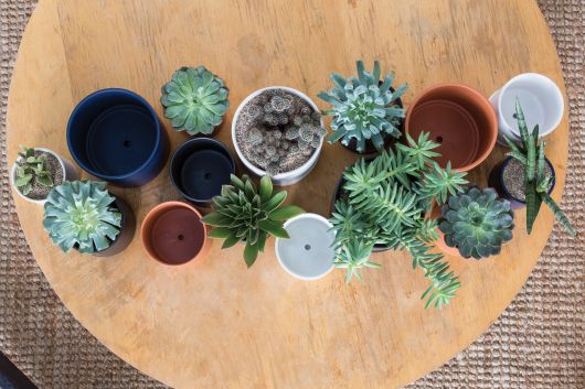 Romey Pot with Saucer