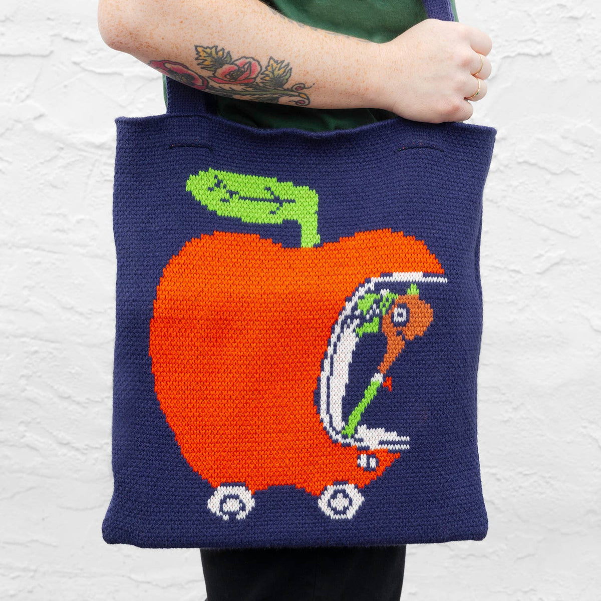 Apple Car Knit Tote