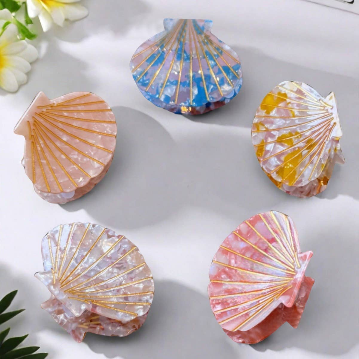 Shell Claw Clip