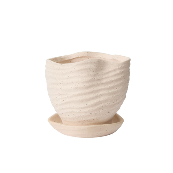 Highland Pot with Saucer