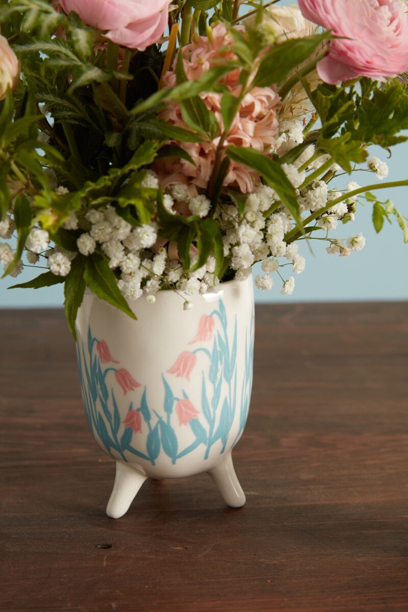 Flor Footed Pot