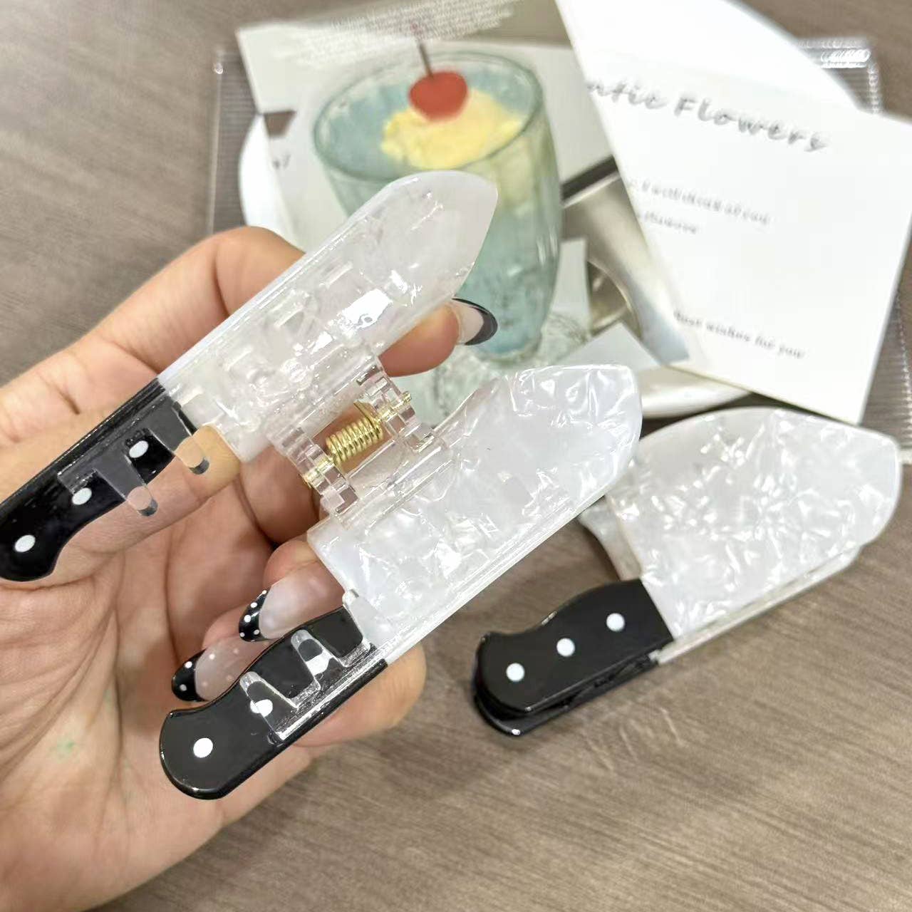 Quirky Knife Claw Clip