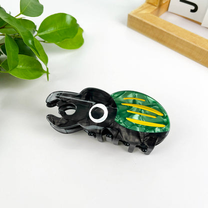 Beetle claw clip