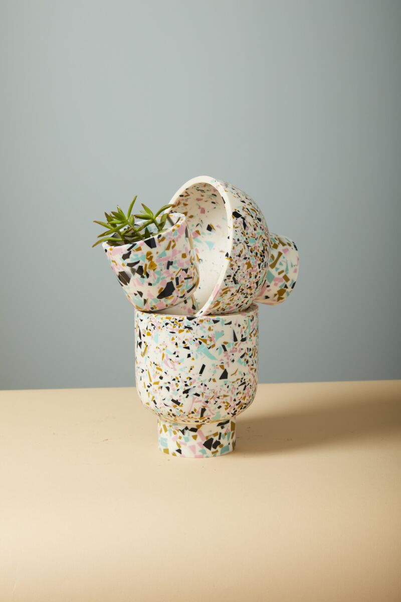 Anisha Footed Pot
