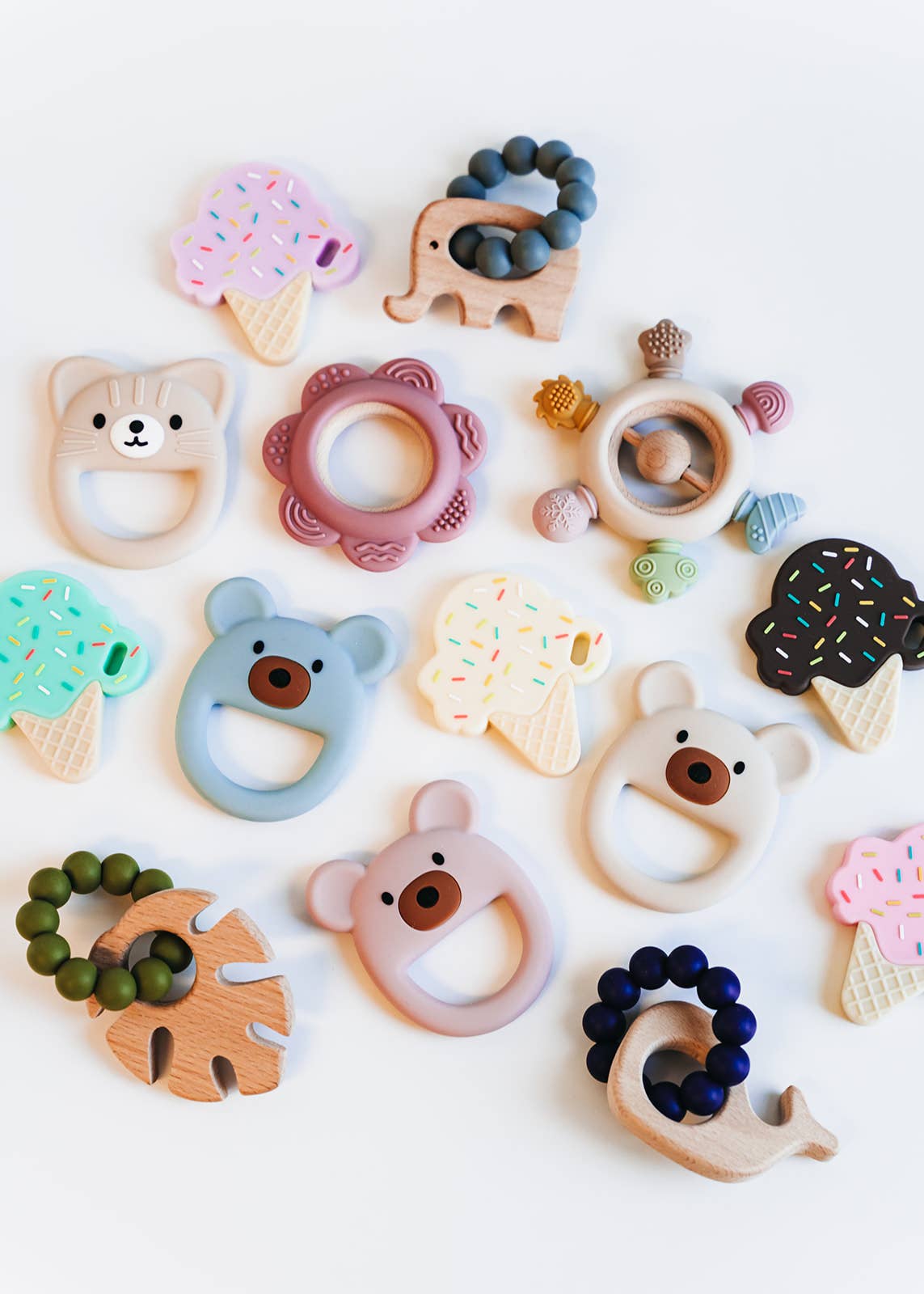 Green Leaf Silicone &amp; Beechwood Teether