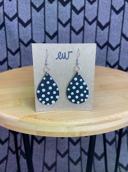 Artfully EW: Wooden Earrings